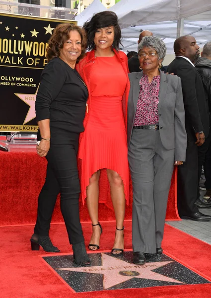 Taraji P. Henson, Bernice Gordon & Patsy Ballard — Stockfoto