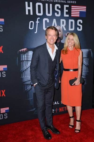 Greg Kinnear e Helen Labdon — Fotografia de Stock