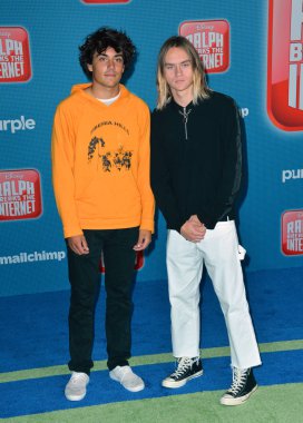 Daniel Lara & Josh Holz