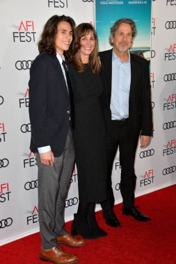 Peter Farrelly, Melinda Kocsis & Son