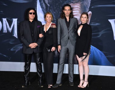 Gene Simmons, Shannon Tweed, Nick Simmons & Sophie Simmons