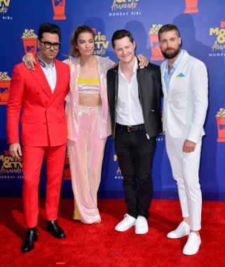 Daniel Levy, Annie Murphy, Noah Reid & Dustin Milligan