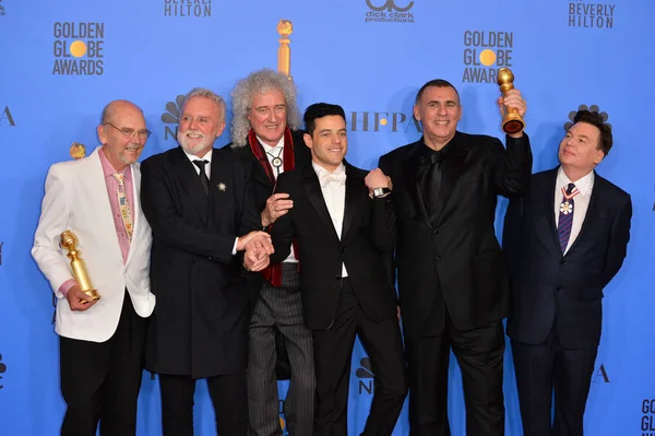 Jim Beach, Roger Taylor e Brian May dei Queen, Rami Malek, Graham King & Mike Myers — Foto Stock