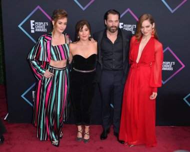 Kat Barrell, Emily Andras, Tim Rozon & Melanie Scrofano