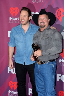 Chris Pratt & Garth Brooks