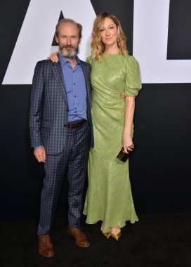 Judy Greer ve Dean E. Johnsen