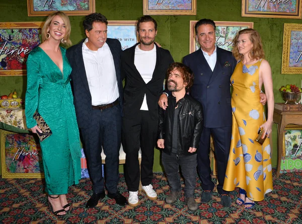 Ashleigh Brewer, Sacha Gervasi, Jamie Dornan, Peter Dinklage, Andy Garcia & Mireille Enos — Foto Stock