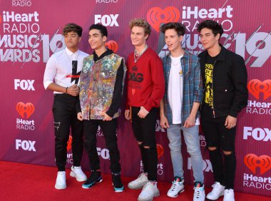 Gerçek Hayatta Sergio Calderon, Drew Ramos, Brady Tutton, Michael Conor & Chance Perez