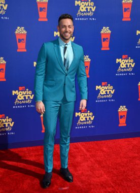 Zachary Levi