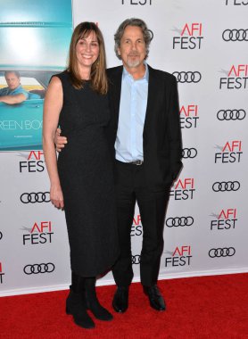 Peter Farrelly & Melinda Kocsis 