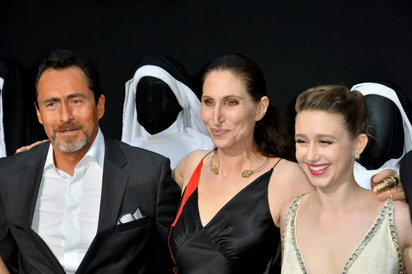 Demian Bichir, Bonnie Aarons & taissa Farmiga — Fotografia de Stock