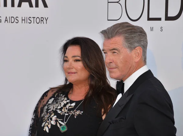 Pierce Brosnan & Keely Shaye Brosnan — Stok fotoğraf