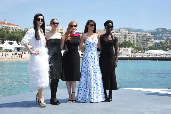 Jessica Chastain, Marion Cotillard, Penelope Cruz, Fan Bingbing i Lupita Nyong � o — Zdjęcie stockowe