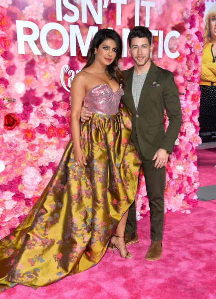 Priyanka Chopra & Nick Jonas — Stock Photo, Image