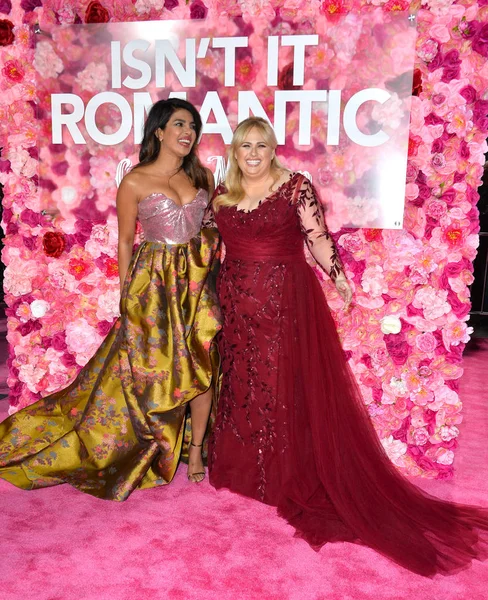 Priyanka Chopra & Rebel Wilson — Stock fotografie