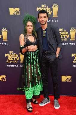 Adalet Smith & Cameo Adele