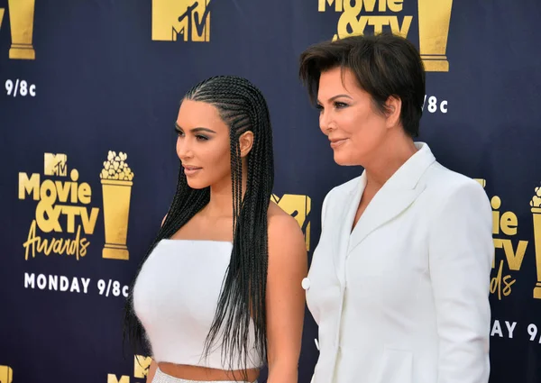 Kim Kardashian West & Kris Jenner — Stock Photo, Image