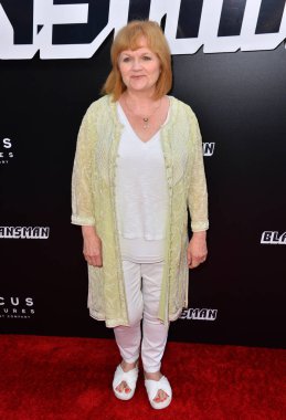 Lesley Nicol