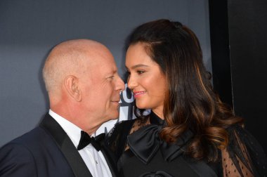 Bruce Willis ve Emma Heming 