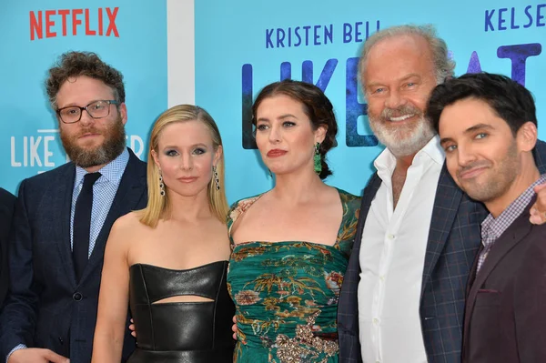 Seth Rogen, Kristen Bell, Lauren Miller Rogen e Paul W. Downs — Foto Stock