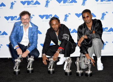 Dave Meyers, Kendrick Lamar & Dave ücretsiz