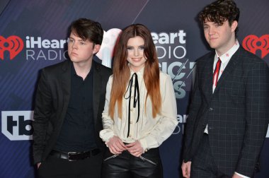 Echosmith - Sydney Sierota, Noah Sierota & Graham Sierota