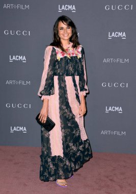 Mia Maestro