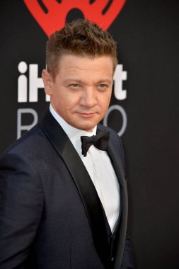 Jeremy Renner