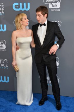 Emma Roberts & Evan Peters