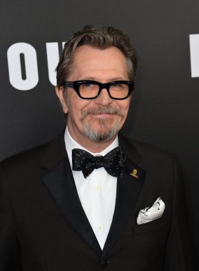 Gary Oldman