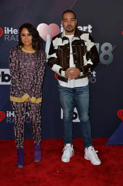 Angela Yee & DJ avundsjuka — Stockfoto