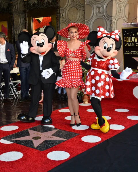 Mickey Mouse, Katy Perry & Minnie Mouse — Stock Photo, Image