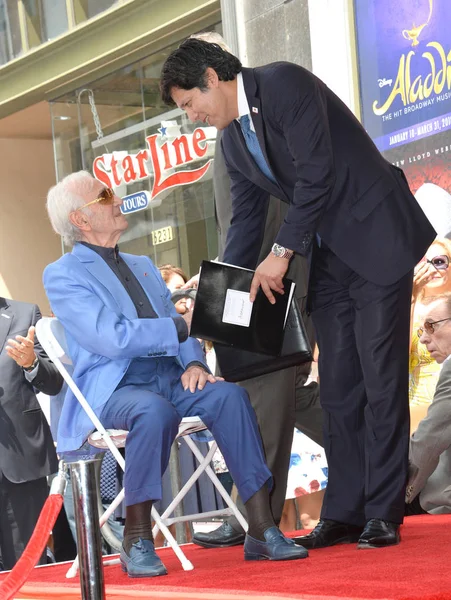 Charles aznavour & Kevin de leon — Foto de Stock