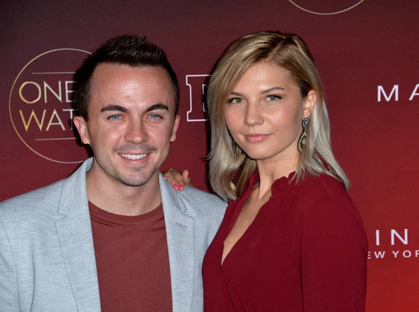 Frankie Muniz & Paige Prix — Photo