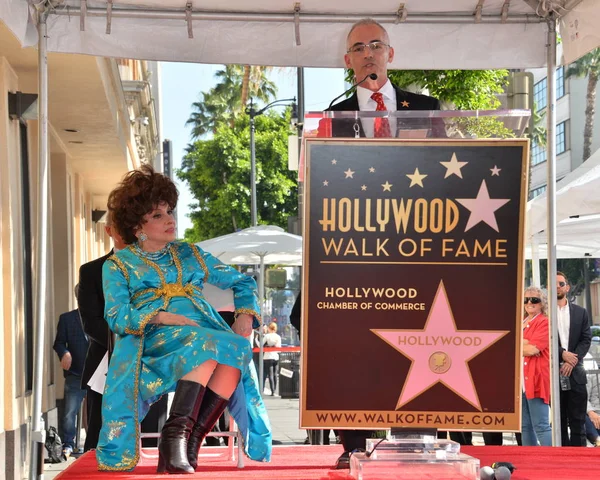 Gina Lollobrigida & Mitch O'Farrell — Zdjęcie stockowe