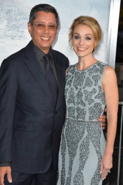 Dean Devlin ve Lisa Brenner