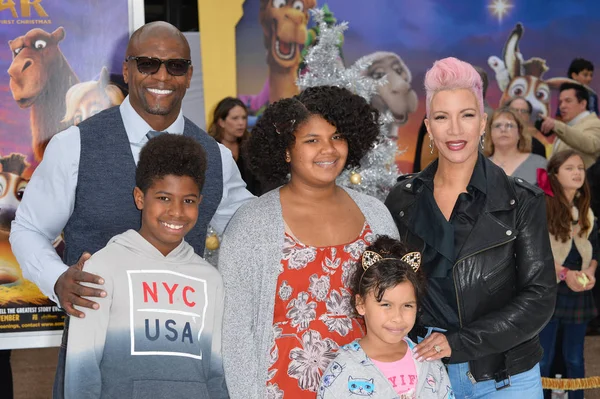 Terry Crews, Rebecca King-Crews & Children — Foto de Stock