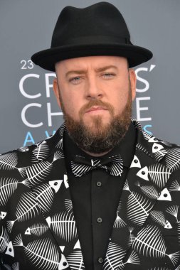 Chris Sullivan