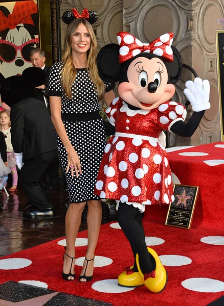 Heidi Klum & Minnie Maus — Stockfoto