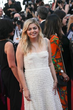 Louane Emera