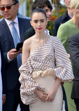 Lily Collins