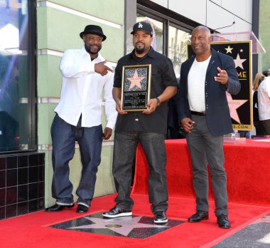 Rapçi Wc, Ice Cube & John Singleton
