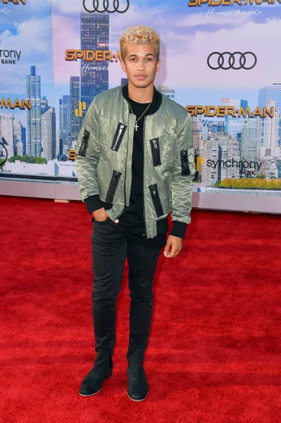 Jordan Fisher. —  Fotos de Stock