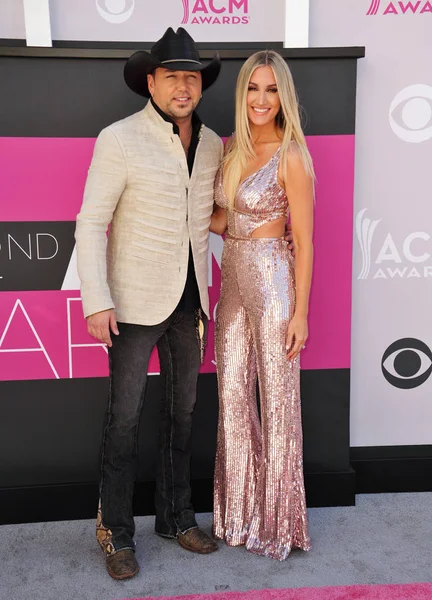 Jason Aldean & Brittany Kerr — Stock Photo, Image