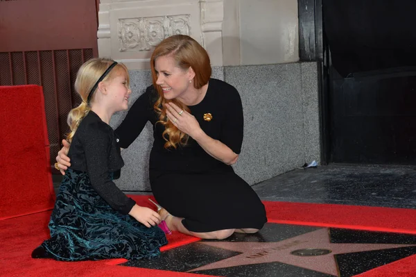 Amy Adams & Aviana Olea Le Gallo — Stock Photo, Image