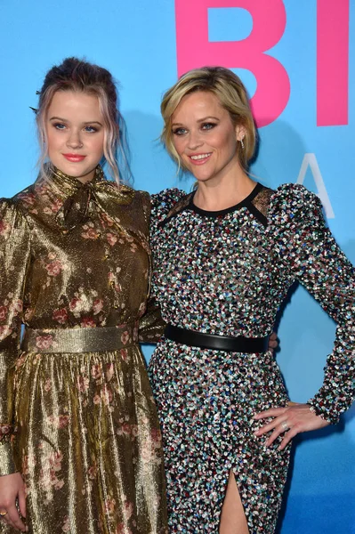 Reese Witherspoon & Ava Elizabeth Phillippe — Foto de Stock