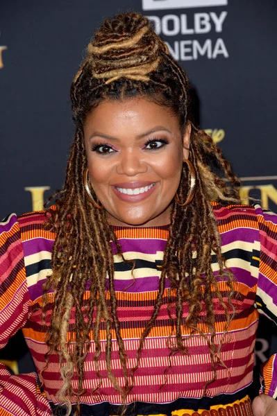 Yvette Nicole Brown