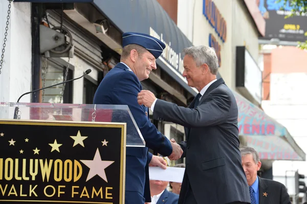 Robin Rand reggeli Gary Sinise — Stock Fotó