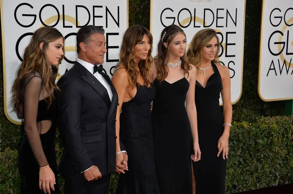 Sylvester Stallone & esposa Jennifer Flavin & hijas Scarlet Stallone & Sophia Stallone — Foto de Stock