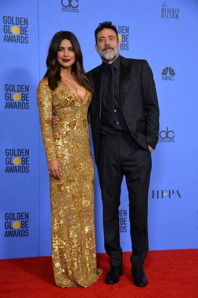 Priyanka Chopra & Jeffrey Dean Morgan — Foto de Stock